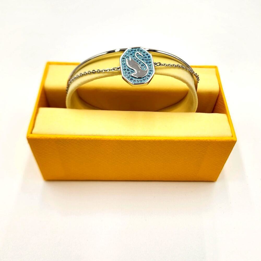 SWAROVSKI Swan Bangle Bracelet NEW WITH TAGS IN BOX - Picture 6 of 6